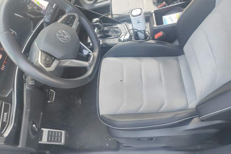Used Volkswagen Tayron X 2020 330TSI Two-Wheel Drive Luxury Smart Connectivity Version Left Front Seat