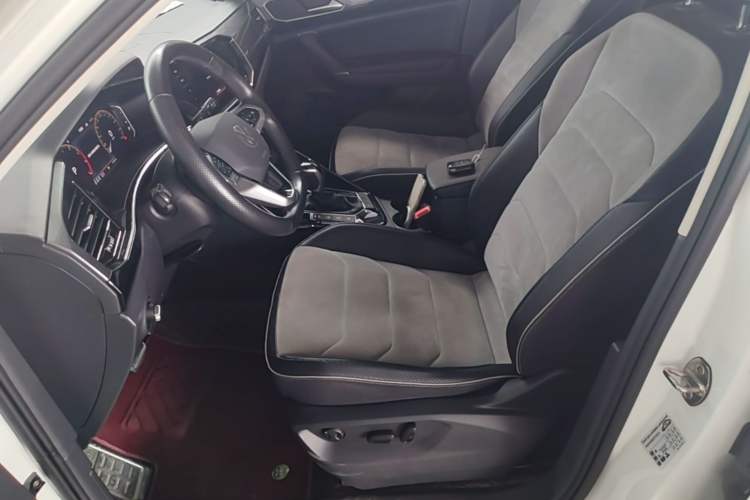 Used Volkswagen Tayron X 2020 330TSI Two-Wheel Drive Luxury Smart Connectivity Version Left Front Seat