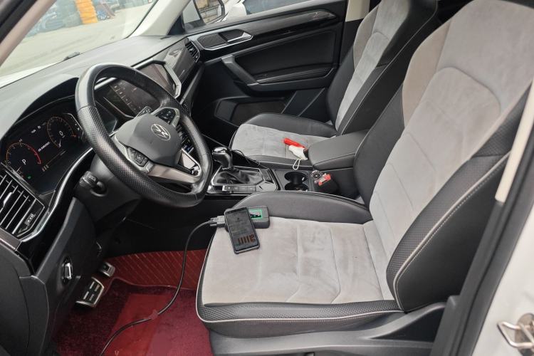 Used Volkswagen Tayron X 2020 330TSI Two-Wheel Drive Luxury Smart Connectivity Version Left Front Seat