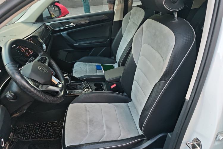 Used Volkswagen Tayron X 2020 330TSI Two-Wheel Drive Luxury Smart Connectivity Version Left Front Seat