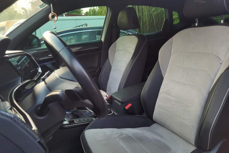 Used Volkswagen Tayron X 2020 330TSI Two-Wheel Drive Flagship Smart Connectivity Version Left Front Seat