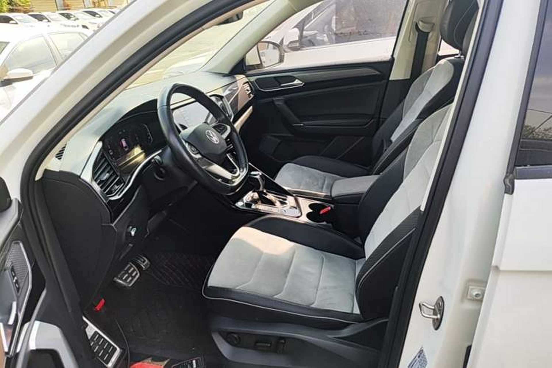Used Volkswagen Tayron X 2020 330TSI Two-Wheel Drive Luxury Smart Connectivity Version Left Front Seat