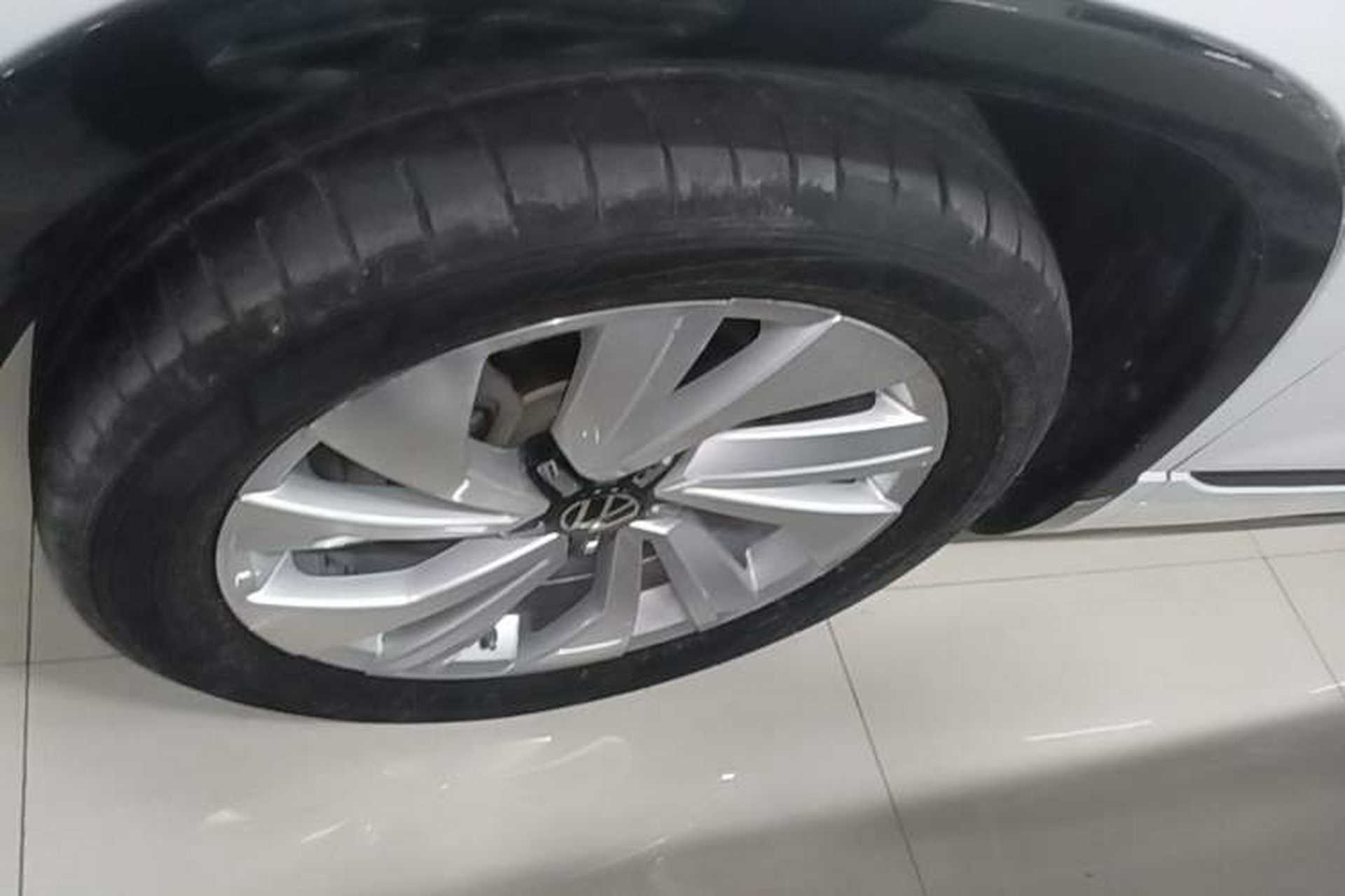 Used Volkswagen Tayron X 2020 330TSI Two-Wheel Drive Luxury Smart Connectivity Version Left Front Wheel Hub