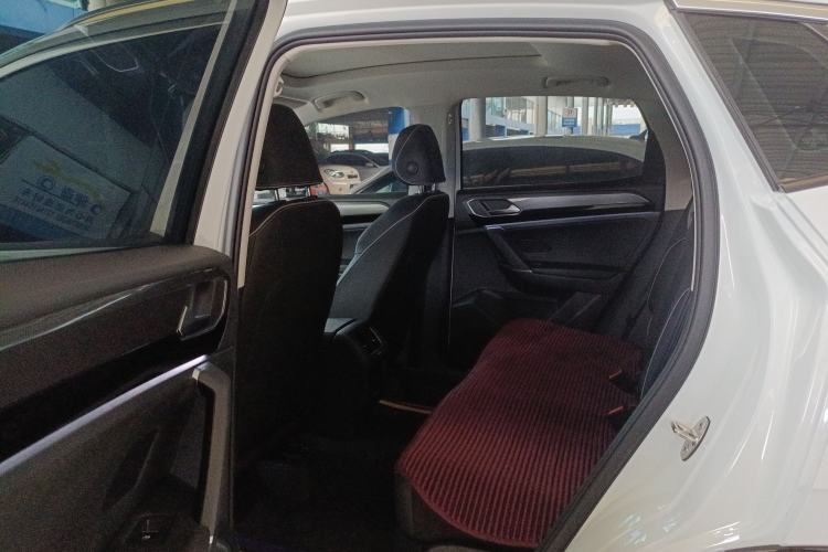 Used Volkswagen Tayron X 2020 330TSI Two-Wheel Drive Luxury Smart Connectivity Version Left Rear Seat