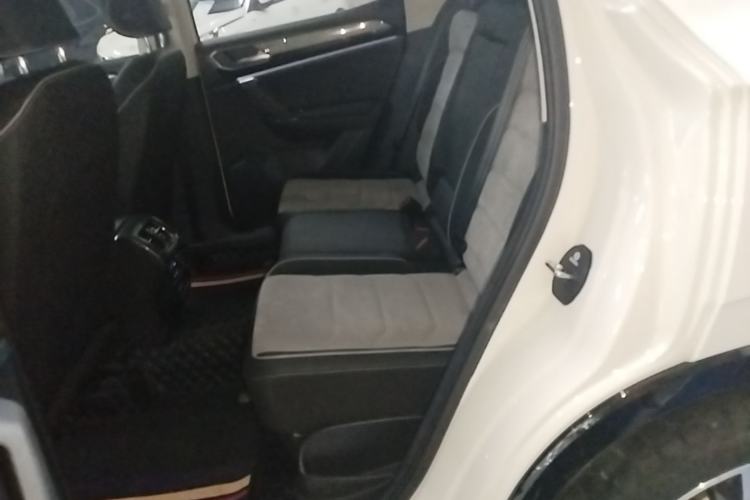 Used Volkswagen Tayron X 2020 330TSI Two-Wheel Drive Luxury Smart Connectivity Version Left Rear Seat