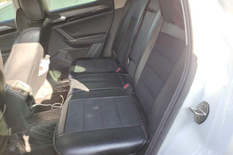 Used Volkswagen Tayron X 2020 330TSI Two-Wheel Drive Luxury Smart Connectivity Version Left Rear Seat