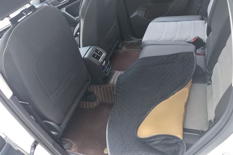 Used Volkswagen Tayron X 2020 330TSI Two-Wheel Drive Luxury Smart Connectivity Version Left Rear Seat