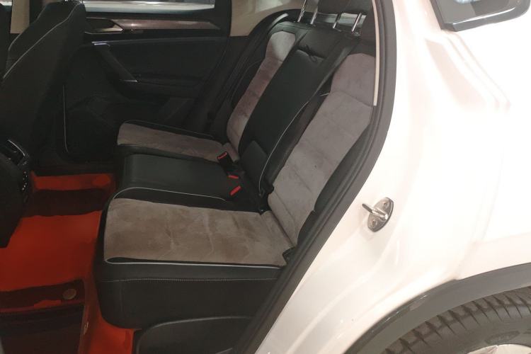 Used Volkswagen Tayron X 2020 330TSI Two-Wheel Drive Luxury Smart Connectivity Version Left Rear Seat