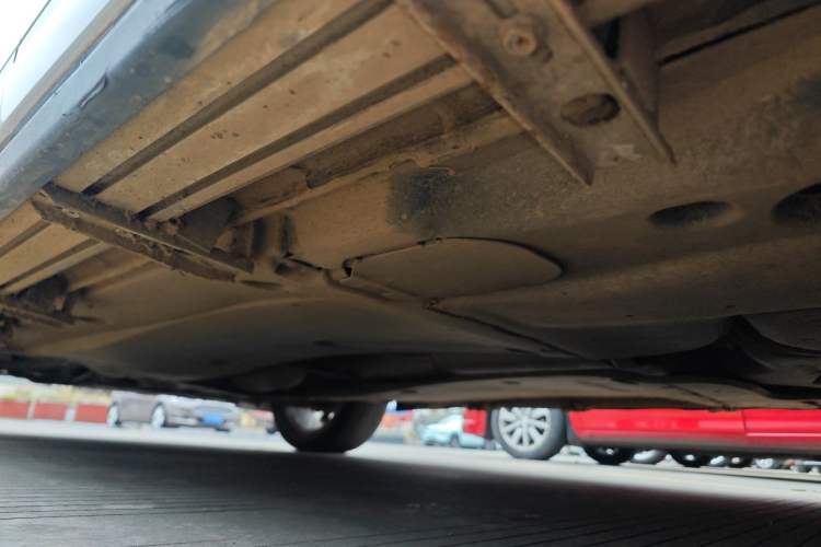 Used Volkswagen Tayron X 2020 330TSI Two-Wheel Drive Luxury Smart Connectivity Version Left Side Sill