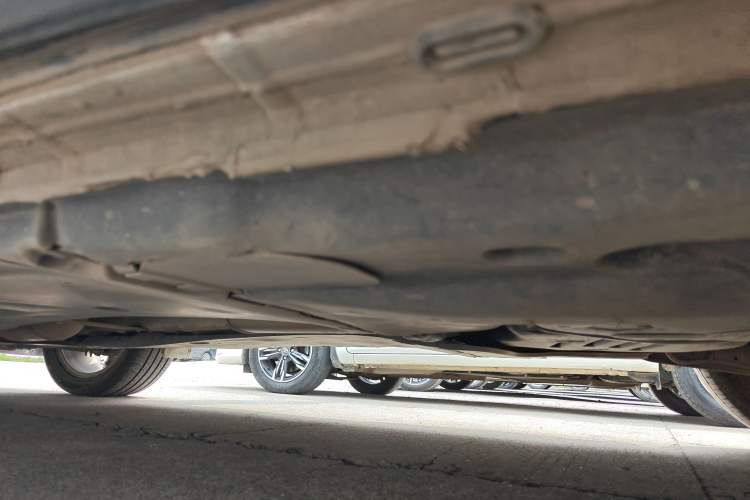 Used Volkswagen Tayron X 2020 330TSI Two-Wheel Drive Luxury Smart Connectivity Version Left Side Sill