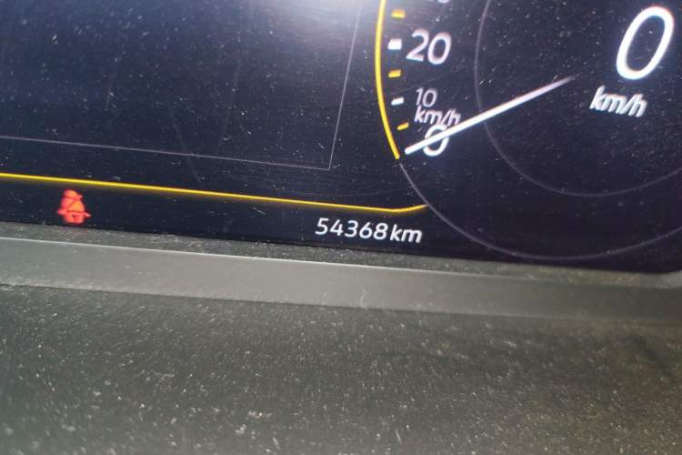 Used Volkswagen Tayron X 2020 330TSI Two-Wheel Drive Luxury Smart Connectivity Version Odometer Close Up