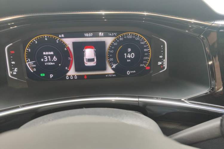 Used Volkswagen Tayron X 2020 330TSI Two-Wheel Drive Luxury Smart Connectivity Version Odometer Close Up
