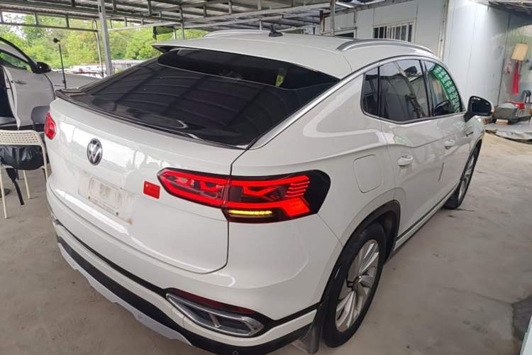 Used Volkswagen Tayron X 2020 330TSI Two-Wheel Drive Luxury Smart Connectivity Version Rear Right 45 Deg