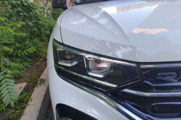 Used Volkswagen Tayron X 2020 330TSI Two-Wheel Drive Luxury Smart Connectivity Version Right Front Headlight