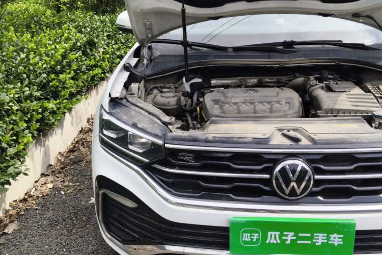 Used Volkswagen Tayron X 2020 330TSI Two-Wheel Drive Luxury Smart Connectivity Version Right Front Headlight