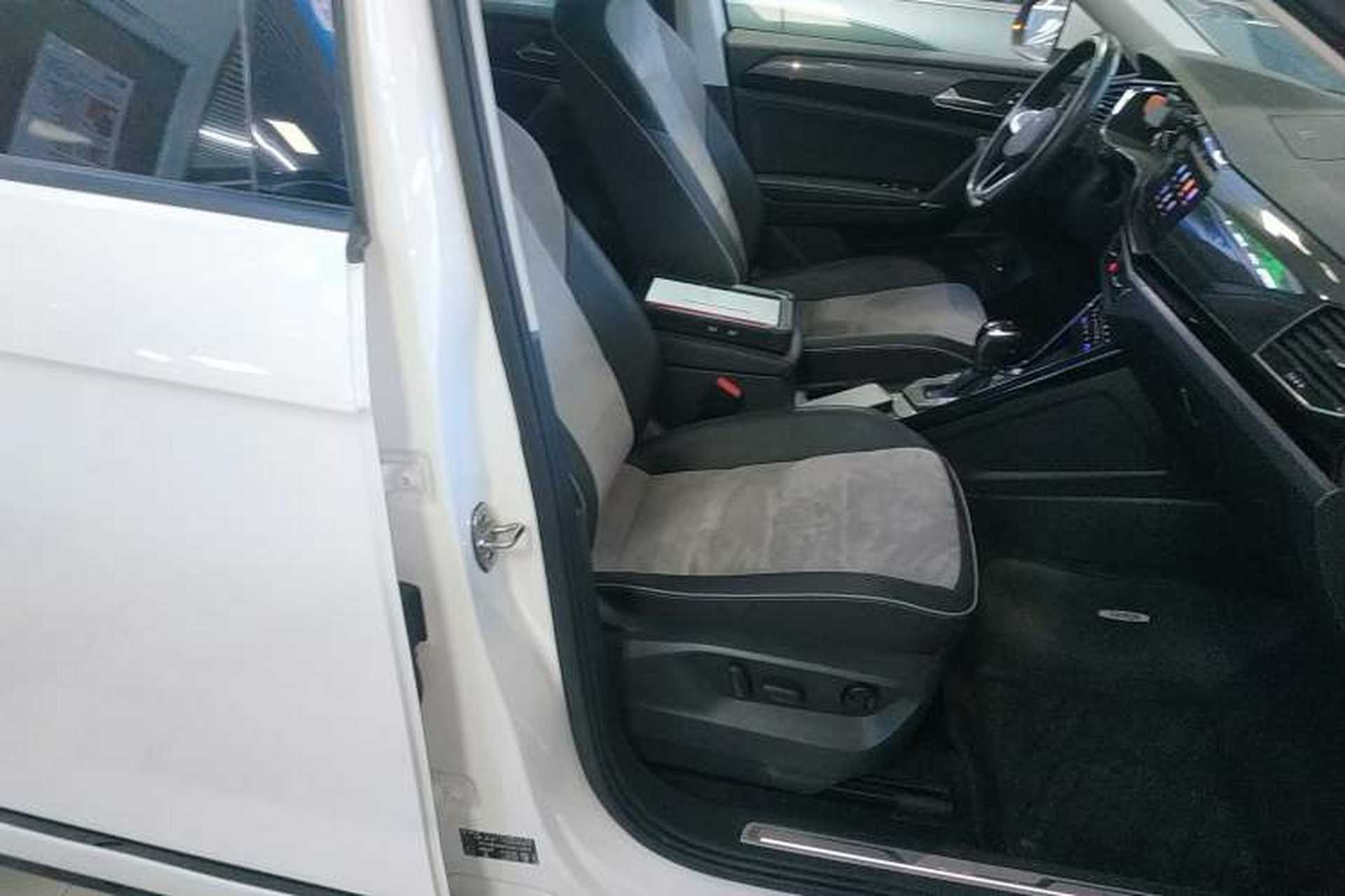 Used Volkswagen Tayron X 2020 330TSI Two-Wheel Drive Luxury Smart Connectivity Version Right Front Seat