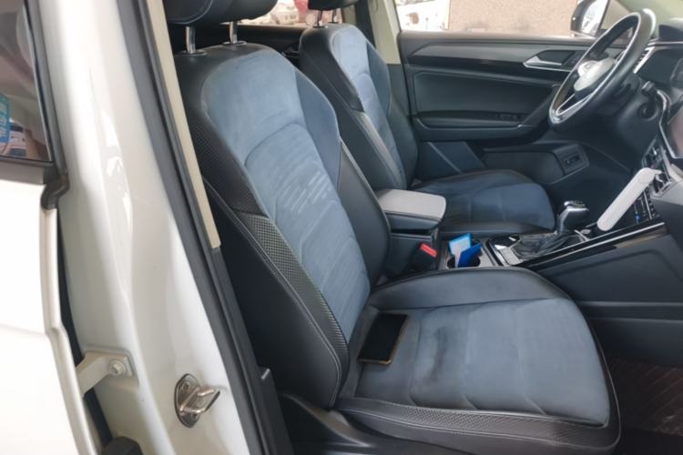 Used Volkswagen Tayron X 2020 330TSI Two-Wheel Drive Luxury Smart Connectivity Version Right Front Seat