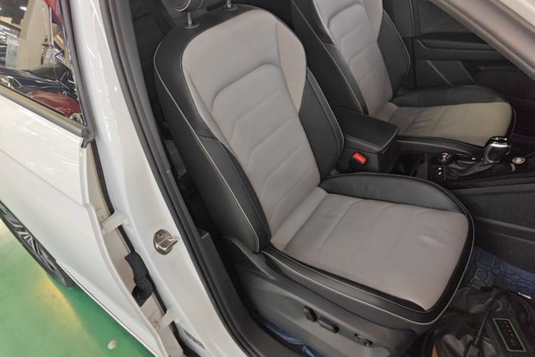 Used Volkswagen Tayron X 2020 380TSI Four-Wheel Drive Prestige Connected Version Right Front Seat