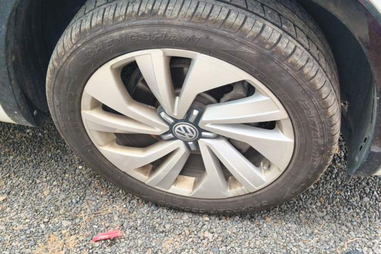 Used Volkswagen Tayron X 2020 330TSI Two-Wheel Drive Luxury Smart Connectivity Version Right Front Wheel Hub