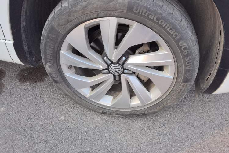 Used Volkswagen Tayron X 2020 330TSI Two-Wheel Drive Luxury Smart Connectivity Version Right Front Wheel Hub