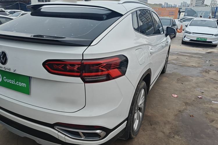 Used Volkswagen Tayron X 2020 330TSI Two-Wheel Drive Luxury Smart Connectivity Version Right Rear Taillight