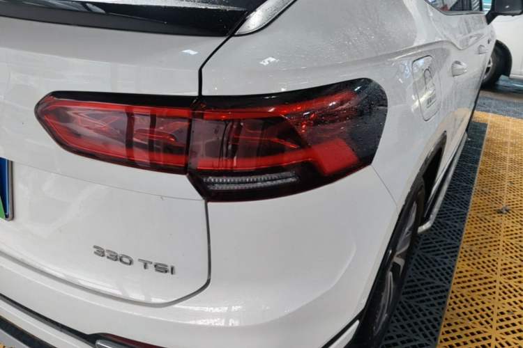 Used Volkswagen Tayron X 2020 330TSI Two-Wheel Drive Flagship Smart Connectivity Version Right Rear Taillight