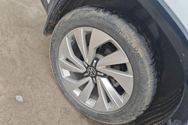 Used Volkswagen Tayron X 2020 330TSI Two-Wheel Drive Luxury Smart Connectivity Version Right Rear Wheel Hub
