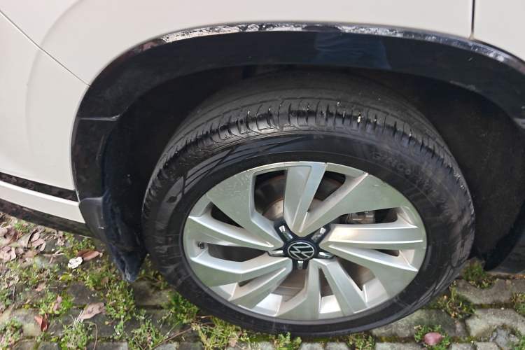 Used Volkswagen Tayron X 2020 330TSI Two-Wheel Drive Luxury Smart Connectivity Version Right Rear Wheel Hub