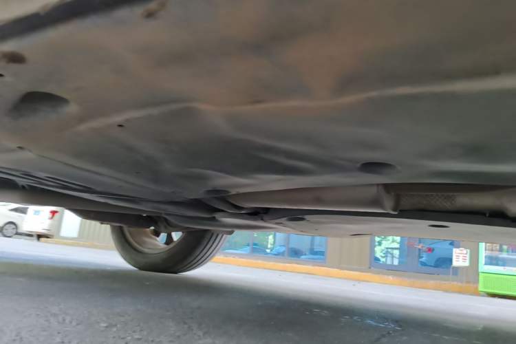 Used Volkswagen Tayron X 2020 330TSI Two-Wheel Drive Luxury Smart Connectivity Version Right Side Sill