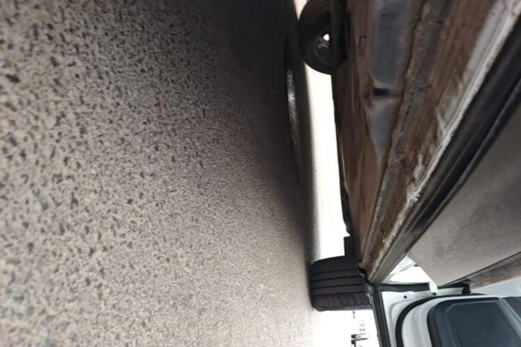 Used Volkswagen Tayron X 2020 330TSI Two-Wheel Drive Luxury Smart Connectivity Version Right Side Sill