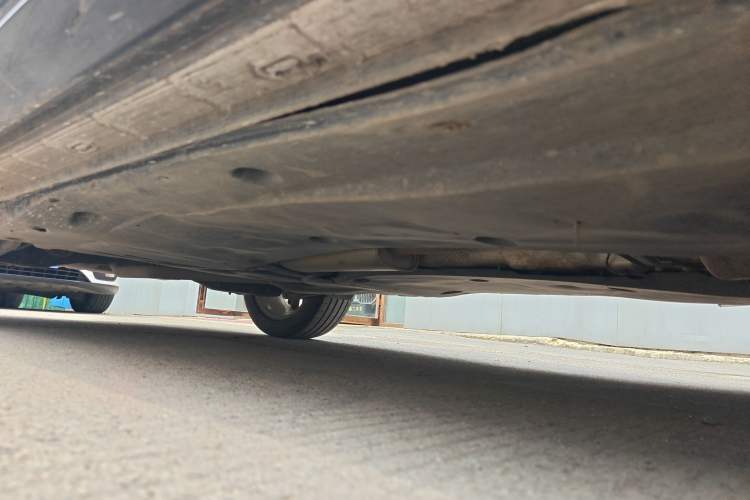 Used Volkswagen Tayron X 2020 330TSI Two-Wheel Drive Luxury Smart Connectivity Version Right Side Sill
