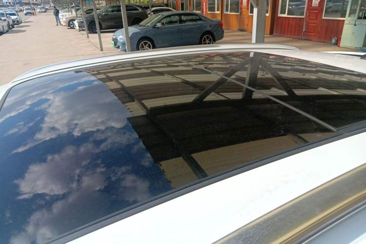Used Volkswagen Tayron X 2020 330TSI Two-Wheel Drive Luxury Smart Connectivity Version Roof