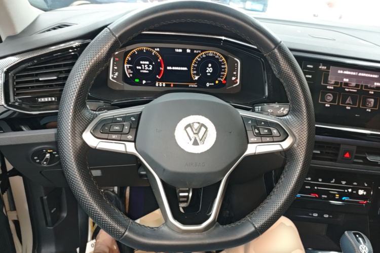 Used Volkswagen Tayron X 2020 330TSI Two-Wheel Drive Luxury Smart Connectivity Version Steering Wheel