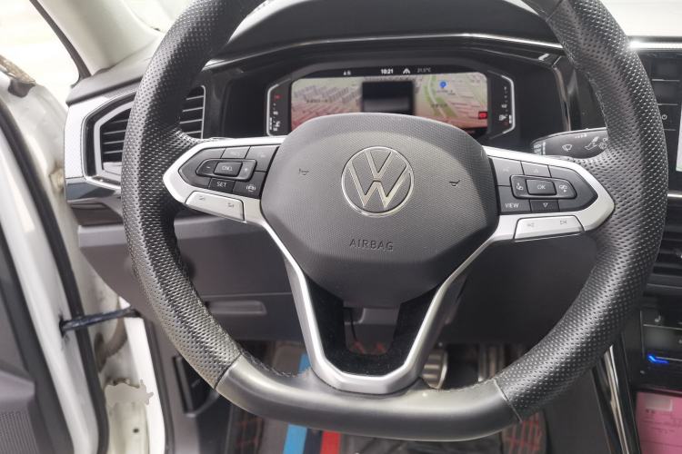 Used Volkswagen Tayron X 2020 330TSI Two-Wheel Drive Luxury Smart Connectivity Version Steering Wheel