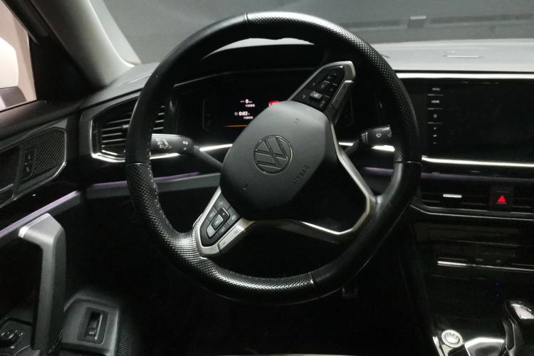 Used Volkswagen Tayron X 2020 330TSI Two-Wheel Drive Luxury Smart Connectivity Version Steering Wheel