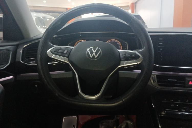Used Volkswagen Tayron X 2020 330TSI Two-Wheel Drive Luxury Smart Connectivity Version Steering Wheel