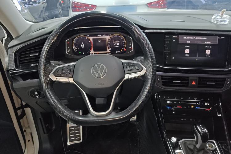 Used Volkswagen Tayron X 2020 330TSI Two-Wheel Drive Luxury Smart Connectivity Version Steering Wheel