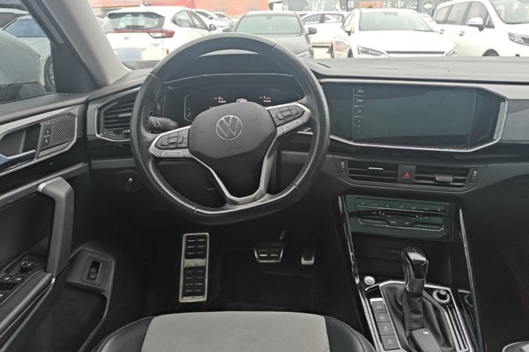 Used Volkswagen Tayron X 2020 330TSI Two-Wheel Drive Luxury Smart Connectivity Version Steering Wheel