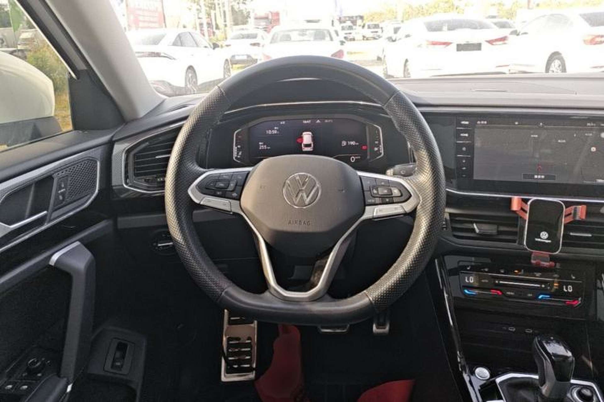 Used Volkswagen Tayron X 2020 330TSI Two-Wheel Drive Luxury Smart Connectivity Version Steering Wheel