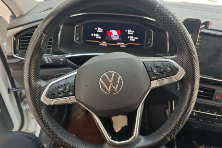 Used Volkswagen Tayron X 2020 330TSI Two-Wheel Drive Luxury Smart Connectivity Version Steering Wheel