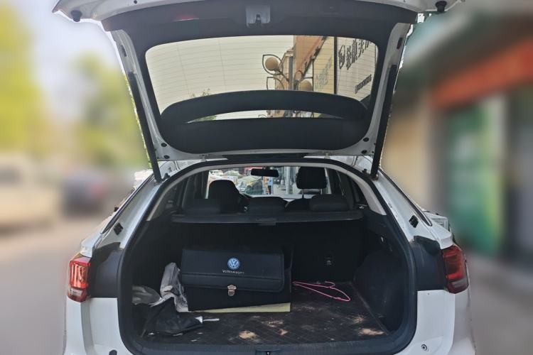 Used Volkswagen Tayron X 2020 330TSI Two-Wheel Drive Luxury Smart Connectivity Version Trunk