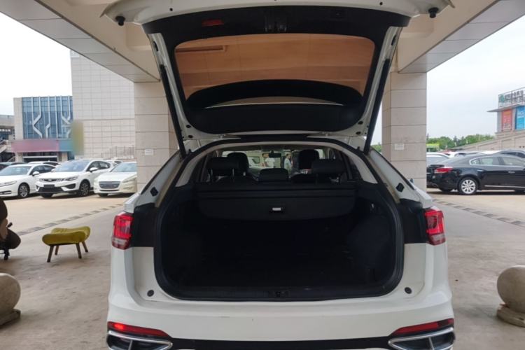 Used Volkswagen Tayron X 2020 330TSI Two-Wheel Drive Luxury Smart Connectivity Version Trunk