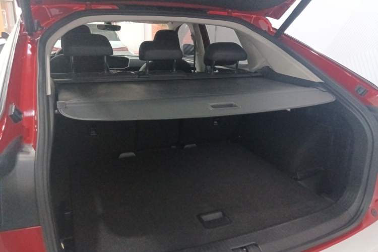 Used Volkswagen Tayron X 2020 330TSI Two-Wheel Drive Luxury Smart Connectivity Version Trunk