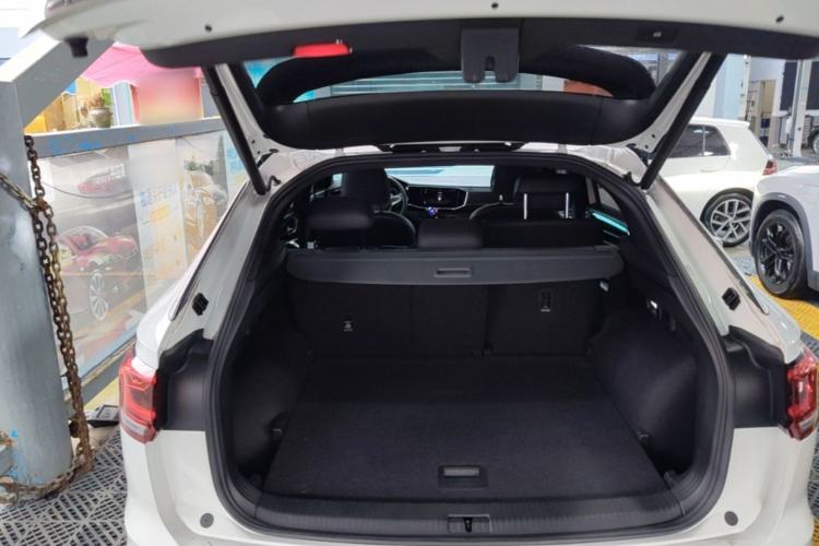 Used Volkswagen Tayron X 2020 330TSI Two-Wheel Drive Flagship Smart Connectivity Version Trunk