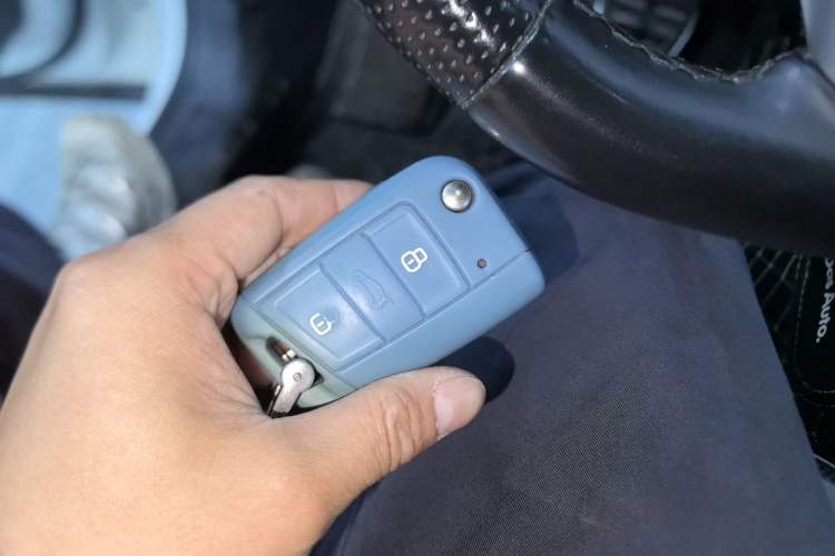 Used Volkswagen Tayron X 2020 330TSI Two-Wheel Drive Luxury Smart Connectivity Version Vehicle Key