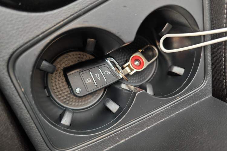 Used Volkswagen Tayron X 2020 330TSI Two-Wheel Drive Luxury Smart Connectivity Version Vehicle Key