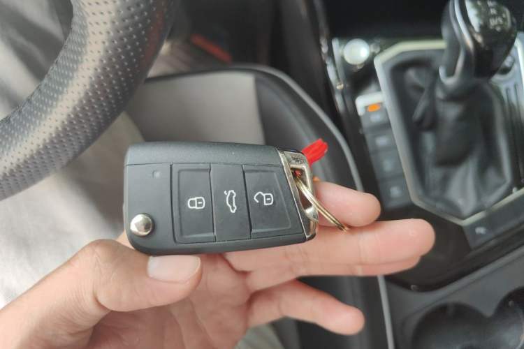 Used Volkswagen Tayron X 2020 330TSI Two-Wheel Drive Luxury Smart Connectivity Version Vehicle Key