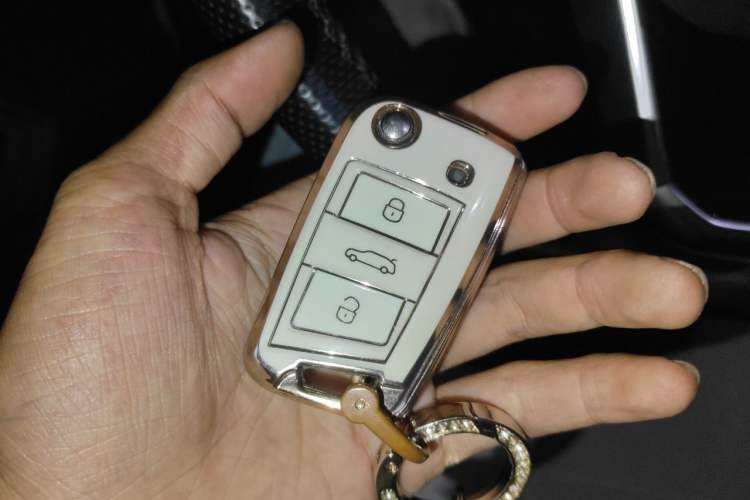 Used Volkswagen Tayron X 2020 330TSI Two-Wheel Drive Luxury Smart Connectivity Version Vehicle Key