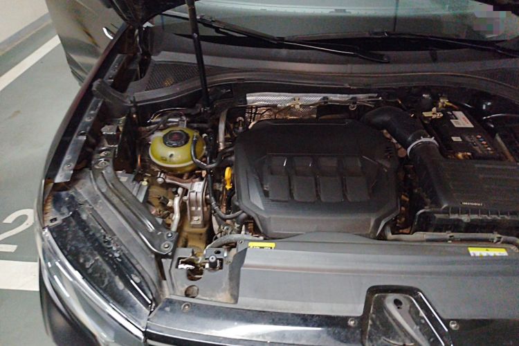 Used Volkswagen Tayron X 2023 380TSI Four-Wheel Drive Flagship Smart Edition Engine Bay Right