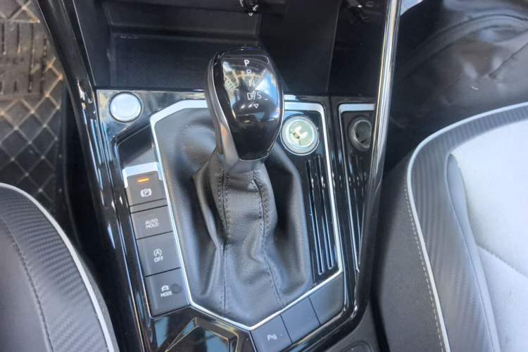 Used Volkswagen Tayron X 2023 330TSI Two-Wheel-Drive Prestige High-Energy Version Gear Lever